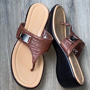 TOMMY HILFIGER THONG SLIP-ON SANDALS